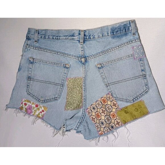 Jean Shorts Womens 34 Patchwork Hippie Upcycled Distressed Floral Blue OOAK READ - Picture 2 of 16